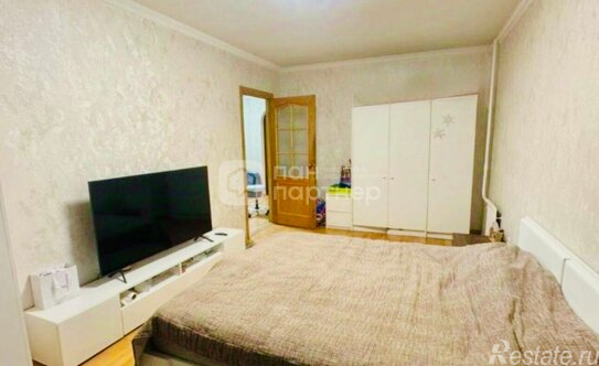 Продажа 3-комн квартиры на вторичном рынке Товарищеский проспект,  д. 10 к1