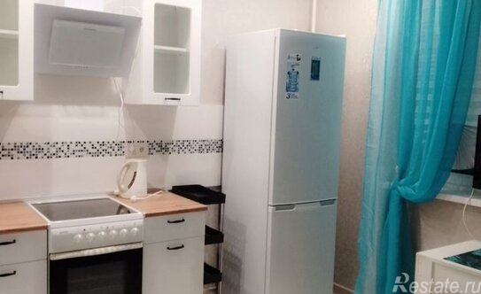 Аренда 1-комн квартиры на вторичном рынке улица Хачатуряна,  д. 18