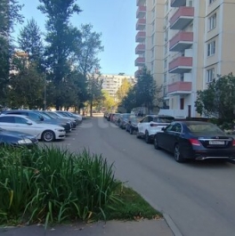 Продажа 2-комн квартиры на вторичном рынке Сивашская улица,  д. 9