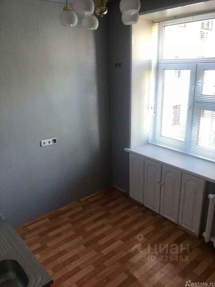 Продажа 1-комн квартиры на вторичном рынке Саринский проезд,  д. 2