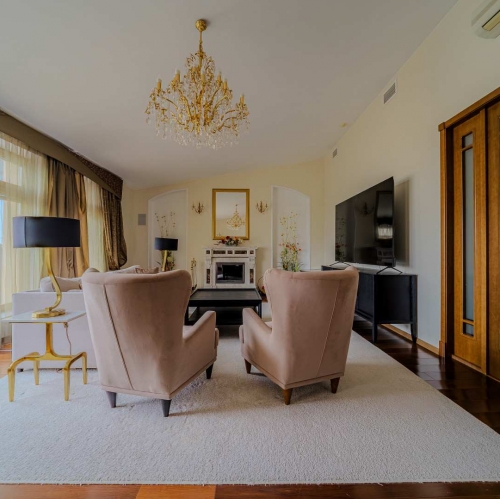 5-комн квартира Реки Фонтанки наб., 25