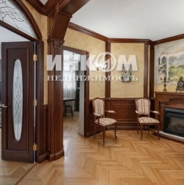 Продажа 3-комн квартиры на вторичном рынке Новгородская улица,  д. 34