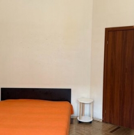 Продажа 1-комн квартиры на вторичном рынке Владимирский пр-кт,  д. 8