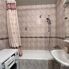 Аренда 3-комн квартиры на вторичном рынке Плещеева ул,  д. 22А