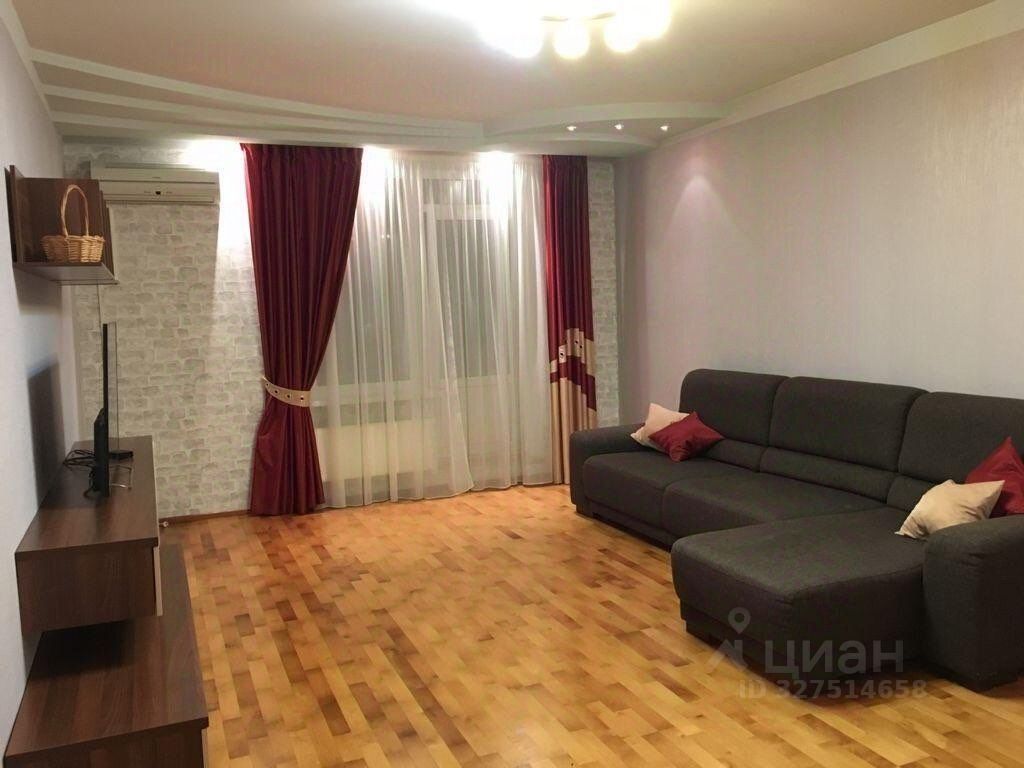 Продажа 2-комн квартиры на вторичном рынке улица Кораблестроителей, 30