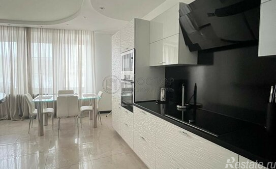 Продажа 3-комн квартиры на вторичном рынке улица Архитектора Власова