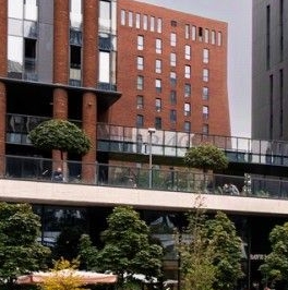 Продажа 3-комн квартиры на вторичном рынке улица Усачева, 15А