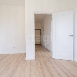 Продажа 3-комн квартиры на вторичном рынке Октябрьская наб,  д. 42