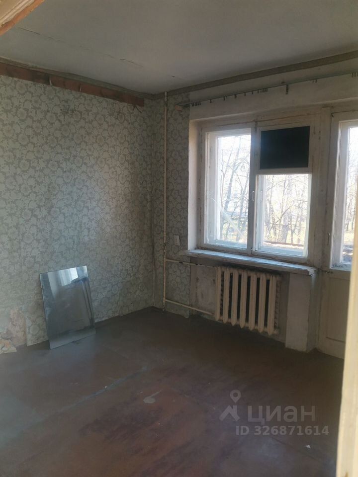 Продажа 1-комн квартиры на вторичном рынке Сланцы, улица Ломоносова, 48А