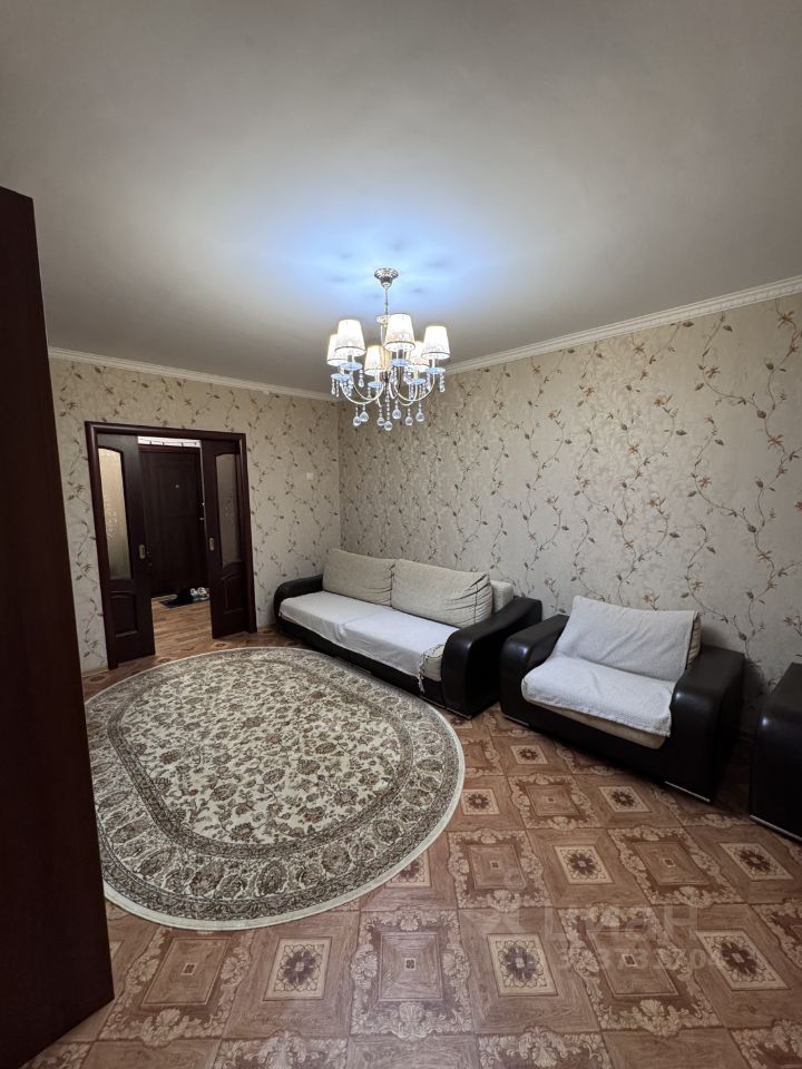 Продажа 3-комн квартиры на вторичном рынке Нахабино пгт, улица Новая, 8