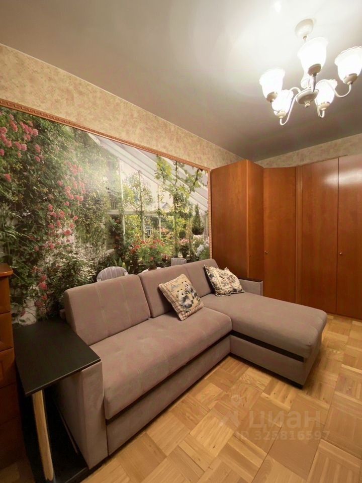 Продажа 3-комн квартиры на вторичном рынке Привольная улица, 9к2