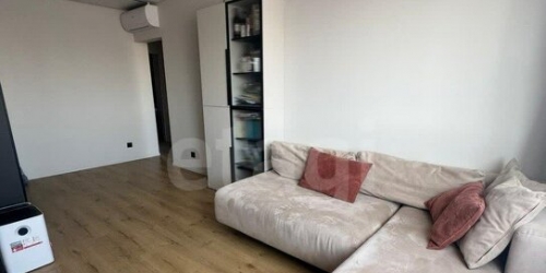 3-комн квартира улица Декабристов,  д. 1