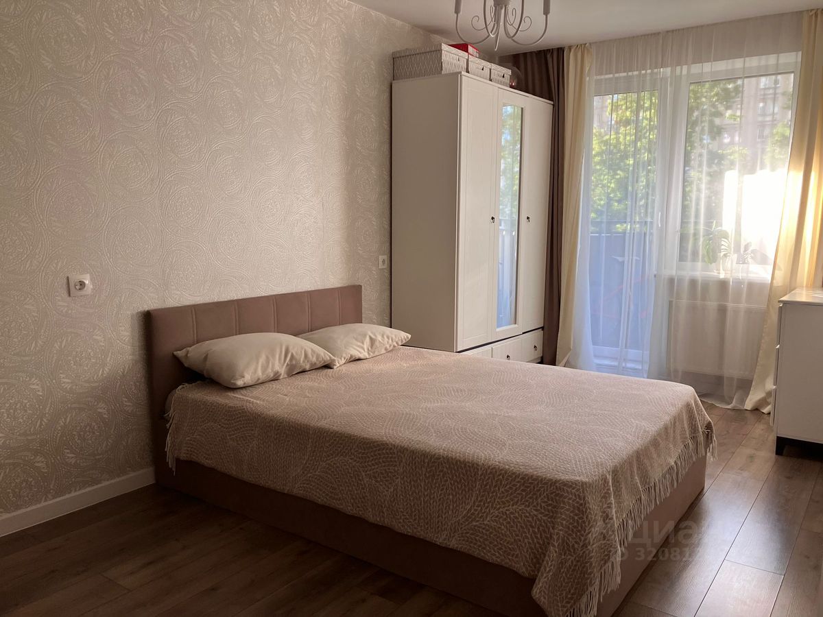 Продажа 1-комн квартиры на вторичном рынке Лабораторный проспект, 23