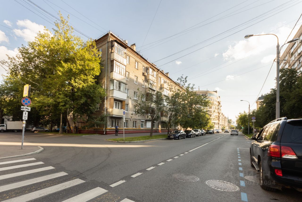 Продажа 2-комн квартиры на вторичном рынке улица Ефремова, 15/22