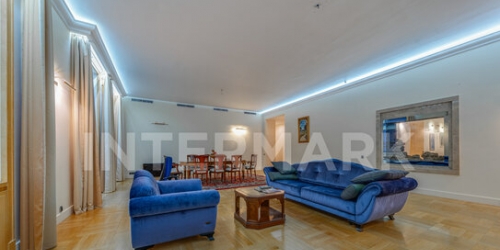 6-комн квартира Романов переулок,  д. 5