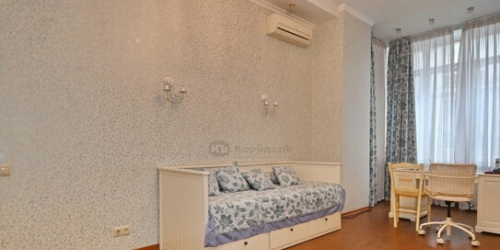 4-комн квартира ул Серафимовича,  д. 2