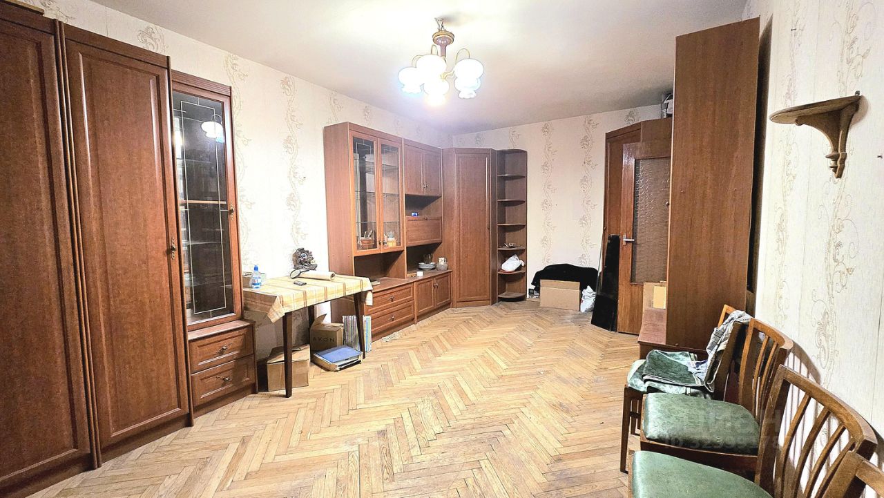 Продажа 1-комн квартиры на вторичном рынке Индустриальный проспект, 17К3