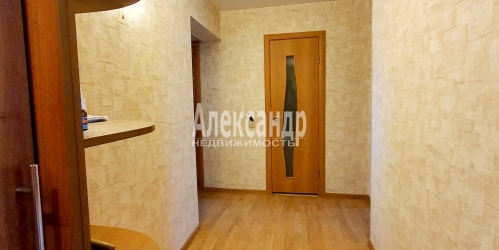 3-комн квартира Токсово пос., Привокзальная ул. ,  д. 16