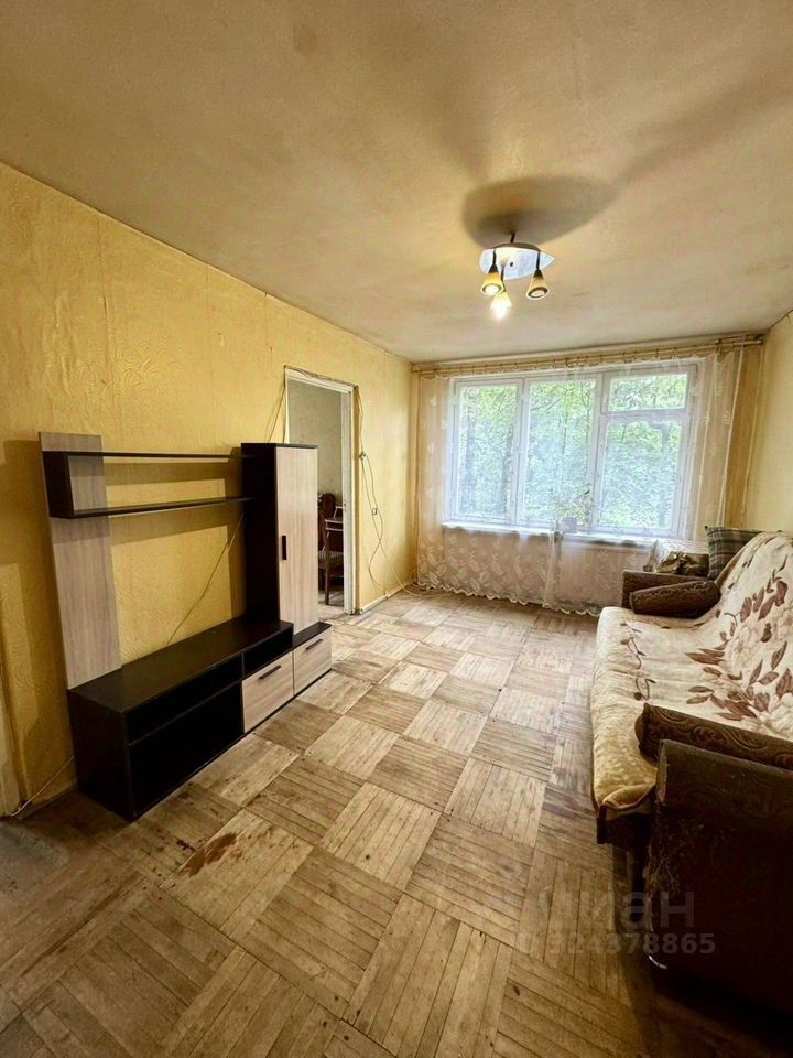 Аренда 3-комн квартиры на вторичном рынке Суздальский проспект, 107