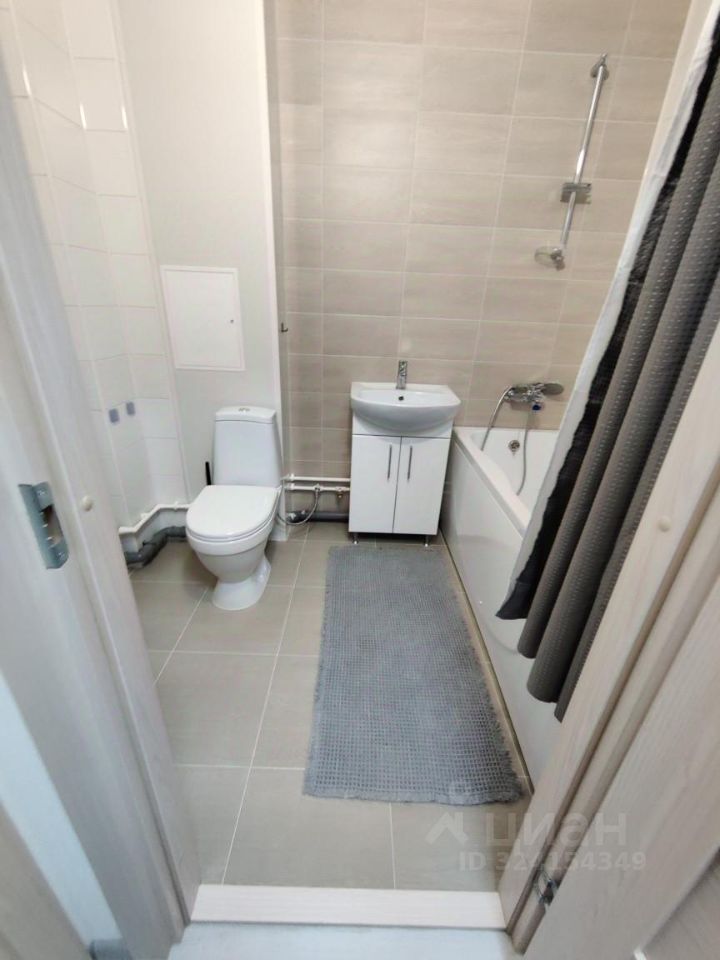 Аренда 1-комн квартиры на вторичном рынке улица Владимира Пчелинцева, 6к1