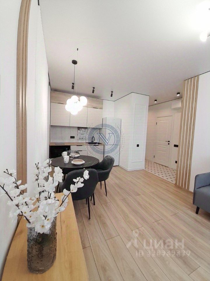Продажа 1-комн квартиры на вторичном рынке улица Корнейчука,  д. 27