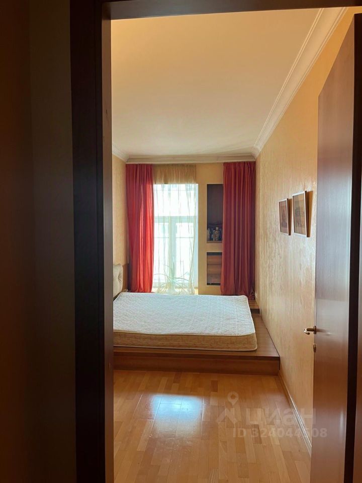 Продажа 2-комн квартиры на вторичном рынке улица Малая Лубянка, 16