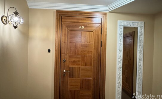 Продажа 3-комн квартиры на вторичном рынке Озерная Б. ул,  д. 88