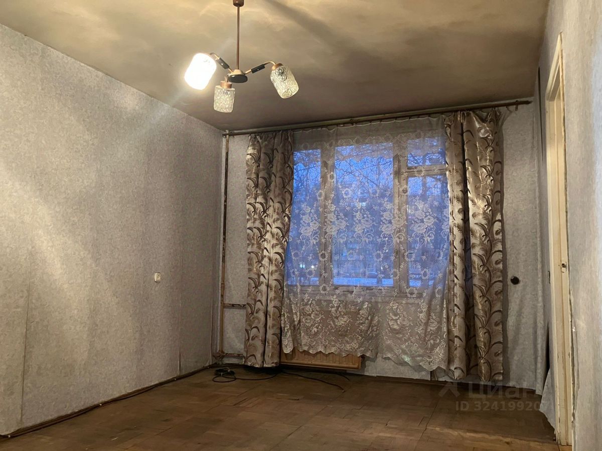 Продажа 3-комн квартиры на вторичном рынке улица Тельмана, 50К1