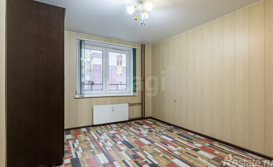 Продажа 3-комн квартиры на вторичном рынке Мурино г, Петровский б-р,  д. 2 к3