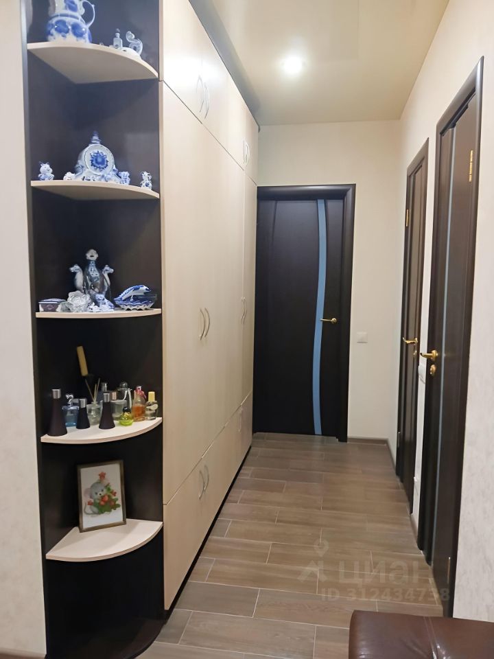 Продажа 3-комн квартиры на вторичном рынке Балашиха, улица Демин луг, 6/5