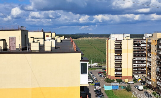 Продажа 2-комн квартиры на вторичном рынке Им Свердлова пгт, Западный проезд,  д. 13/1