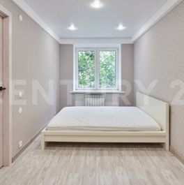 Продажа 2-комн квартиры на вторичном рынке Новоизмайловский проспект,  д. 17