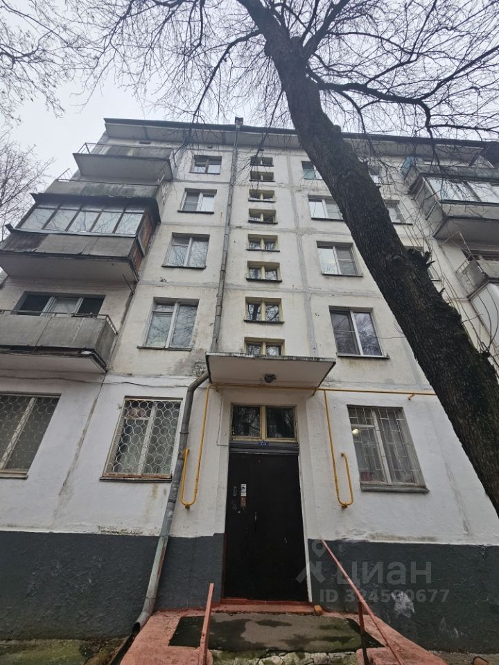 Продажа 2-комн квартиры на вторичном рынке Байкальская улица, 41К4