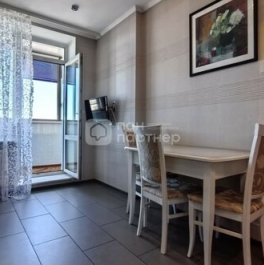 Продажа 1-комн квартиры на вторичном рынке улица Композиторов,  д. 18