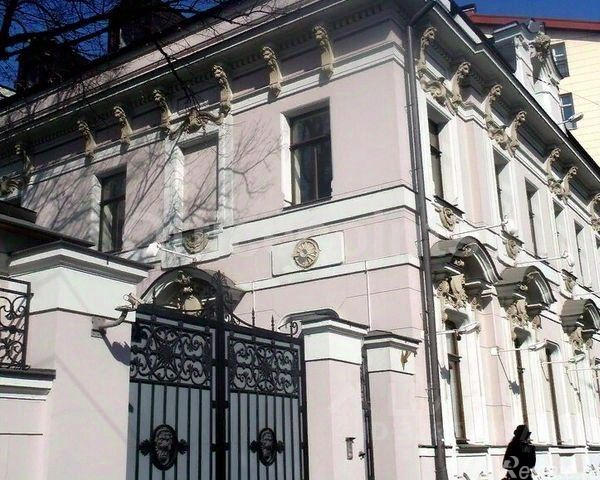 Аренда отдельного здания ул Остоженка,  д. 24