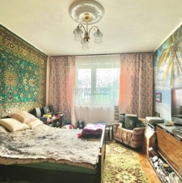 Продажа 2-комн квартиры на вторичном рынке ул Зюзинская,  д. 4,  к. 3