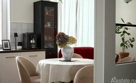 Продажа 3-комн квартиры на вторичном рынке Мебельная улица,  д. 35 к2