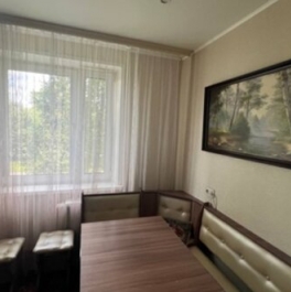 Продажа 2-комн квартиры на вторичном рынке Серпухов, улица Ворошилова,  д. 151