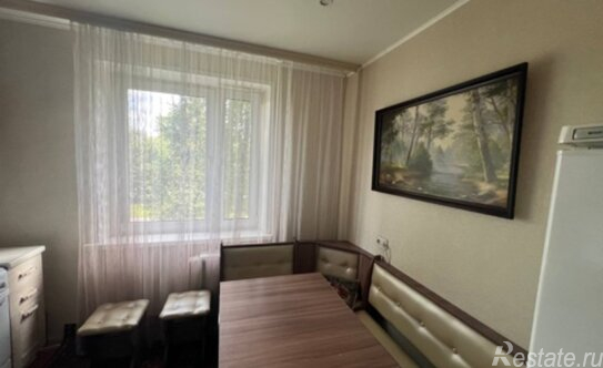 Продажа 2-комн квартиры на вторичном рынке Серпухов, улица Ворошилова,  д. 151