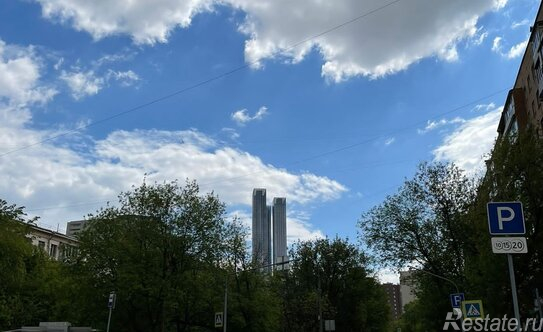 Продажа 1-комн квартиры на вторичном рынке Стрельбищенский пер,  д. 5,  к. 3