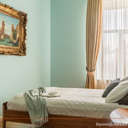 Продажа 3-комн квартиры на вторичном рынке ул Некрасова,  д. 40