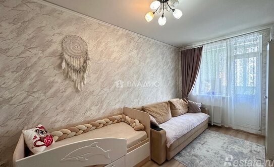 Продажа 1-комн квартиры на вторичном рынке Мурино г, Петровский б-р