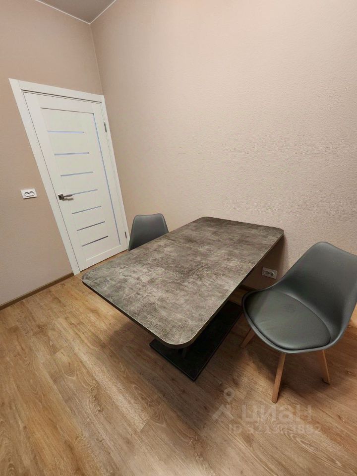 Продажа 1-комн квартиры на вторичном рынке Голубое пгт, бульвар Парковый, 2к1