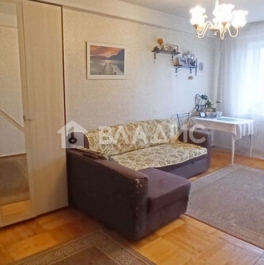 Продажа 4-комн квартиры на вторичном рынке Суздальский пр-кт,  д. 9