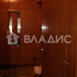 Продажа 2-комн квартиры на вторичном рынке ул Кулакова,  д. 4