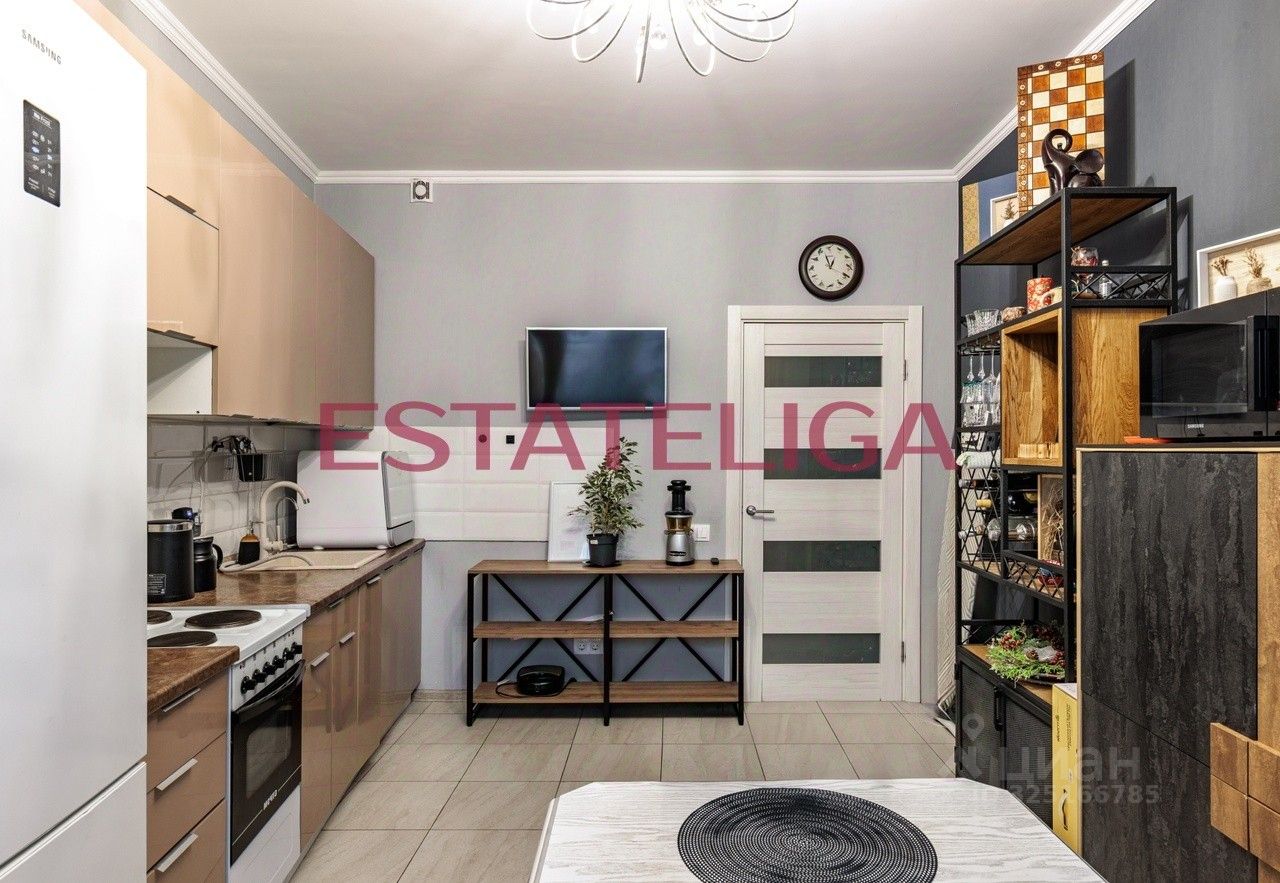 Продажа 4-комн квартиры на вторичном рынке Русаковская улица, 6А