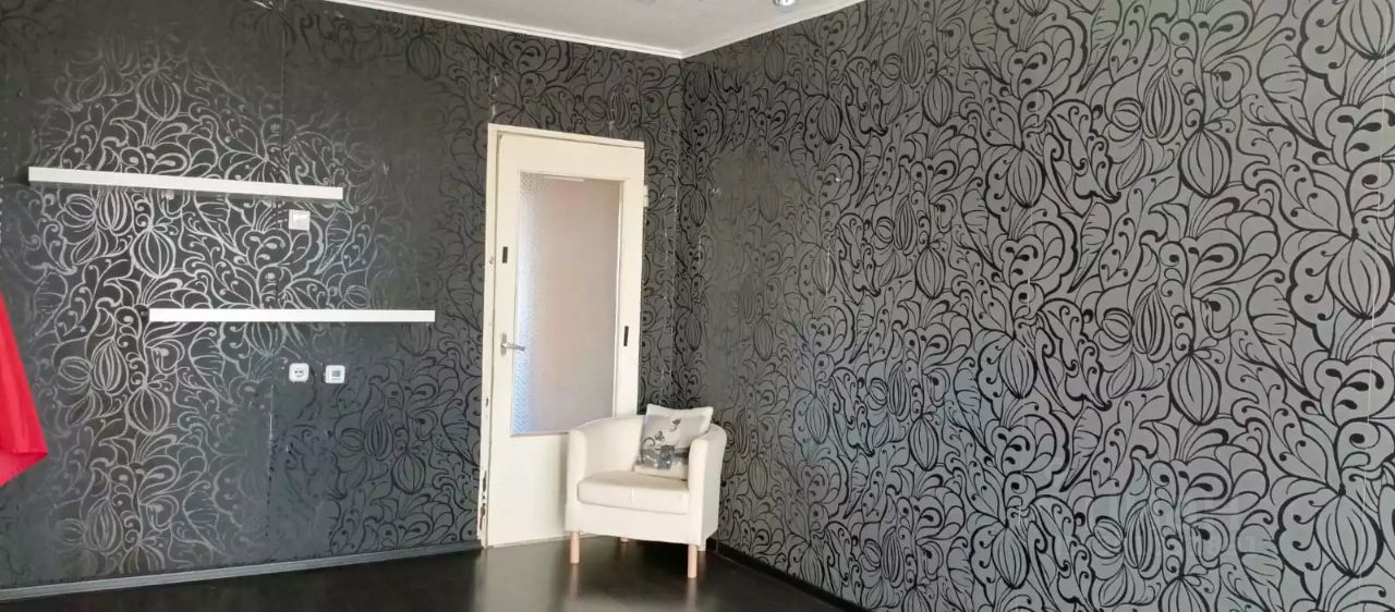 Продажа 3-комн квартиры на вторичном рынке д. Вайялово, улица Городок Ижора, 1