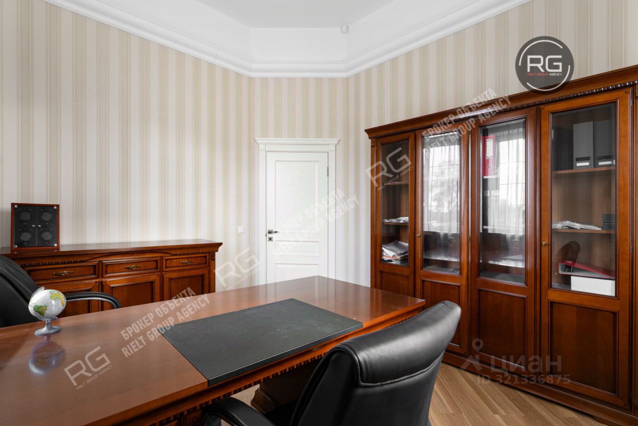 Продажа дома Лебяжье городской поселок, улица Красногорская, 46