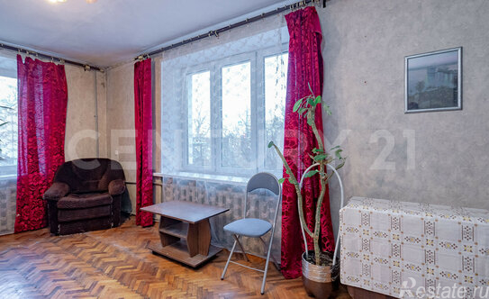 Продажа 2-комн квартиры на вторичном рынке Петергоф г, Санкт-Петербургский пр-кт,  д. 52