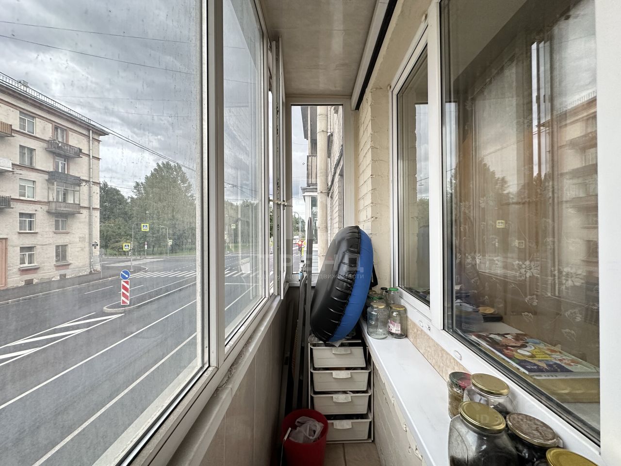 Продажа 2-комн квартиры на вторичном рынке улица Бабушкина, 31